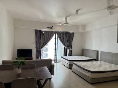 Service Residence For Rent in Midhills