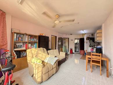 Apartment For Sale in Rampai Court