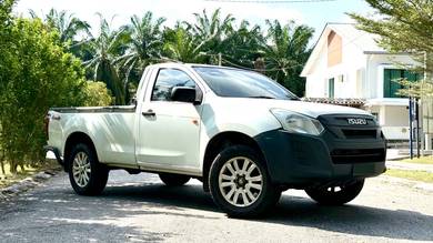 Isuzu D-Max 4x4 in Ayer Tawar, PRK