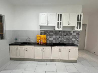 Condominium For Rent in Residensi Sateria