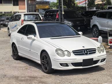 2004 Mercedes Benz CLK200