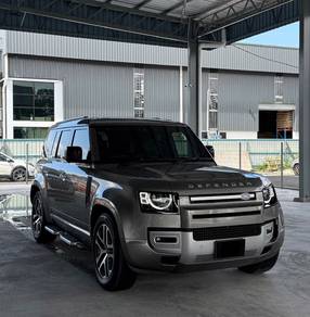 2022 Land Rover Defender 110XS EDITION P300