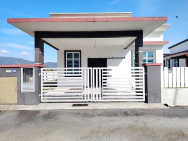 Bungalow House For Sale in Senawang,NSN