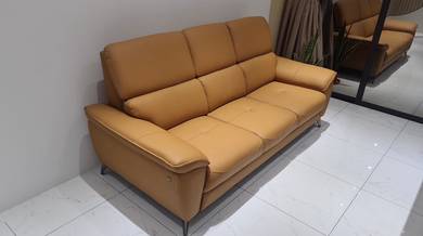 3 Seater Leather Sofa(2022)- (Excellent Condition)