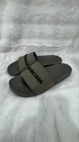 Authentic Balenciaga Grey Logo slide EU41 fit UK7