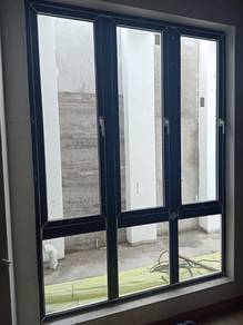 Swing Window Ruang Tamu - (Aluminium&Kace)