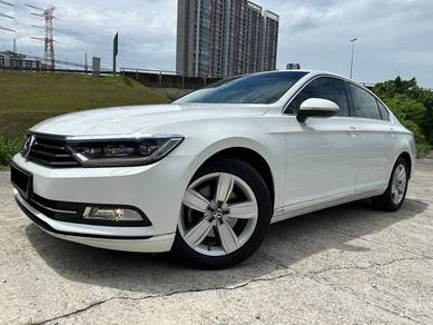 2018 Volkswagen Passat TSI COMFORTLINE (CKD)