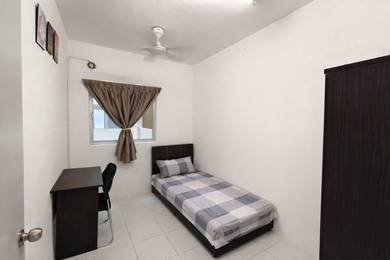 Room in Salak Selatan, KUL
