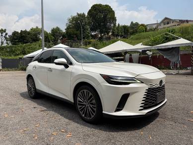 Lexus RX 350 VERSION L in Sungai Penchala, KUL