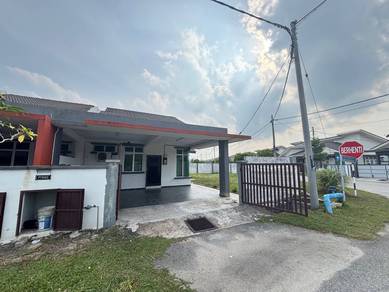 1-storey Terraced House For Sale in Chukai,TRG
