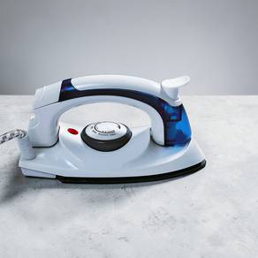 Mini Steam Iron – Perfect for Travel Use