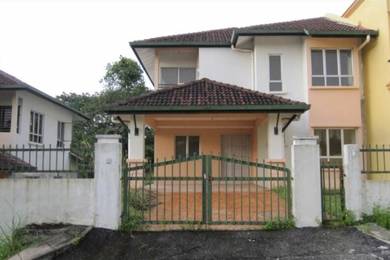 Semi-Detached House For Sale in Seri Kembangan,SGR