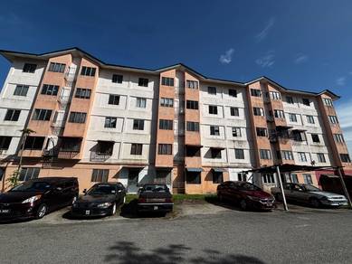Flat For Sale in Rumah Pangsa College Heights Pajam
