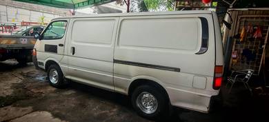 Toyota Hiace in Old Klang Road, KUL