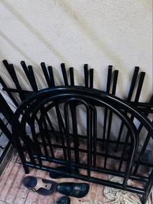 Metal single bed frame