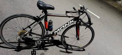 monk fully carbon roadbike