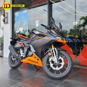 Honda CBR150R