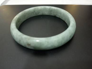 green jade genuine bangle