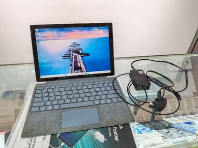 Microsoft Pro 7 i5 10Th Gen 8Gb Ram / 128Gb Rom