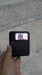 Samsung Z Flip4