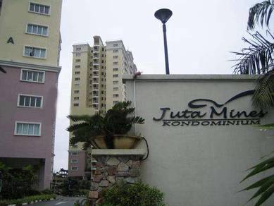 Condominium For Sale in Juta Mines