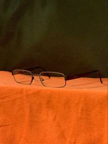 Guess Eyewear