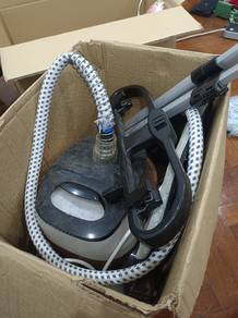 Used Luxury Double Pole Garment Steamer