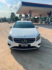 Mercedes Benz A200 200 BlueEFCY (CBU) in Shah Alam, SGR