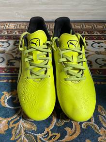 Puma King boot Size UK7