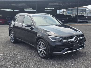 Mercedes Benz GLC300 300 4MATIC AMG LINE in KL City, KUL