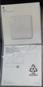 Apple USB-C 61W Power Adapter