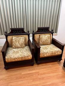 Italian arm chair single seater
