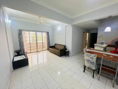 Condominium For Rent in Gambier Heights