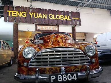 Morris Minor  in Georgetown, PNG
