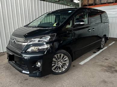 2013 Toyota Vellfire Z GOLDEN EYES