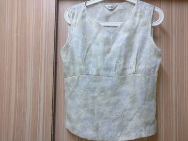 Worn lightly top