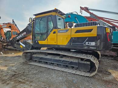 Volvo EC210DL excavator