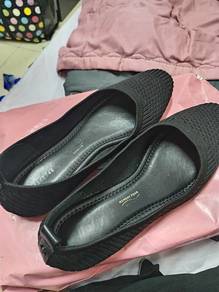 Bata Kanoa Women Black Ballerina