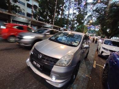 Nissan Grand Livina IMPUL in Brickfields, KUL