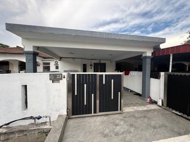 Terraced House For Sale in Banting,SGR