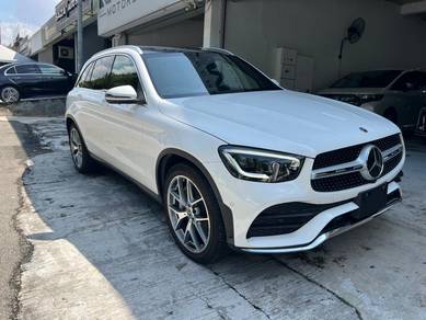 Mercedes Benz GLC300 300 4MATIC AMG LINE in Shah Alam, SGR