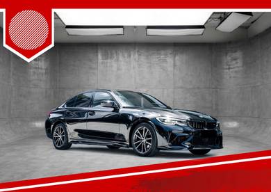 BMW 320i 20i SPORT in Others, KUL