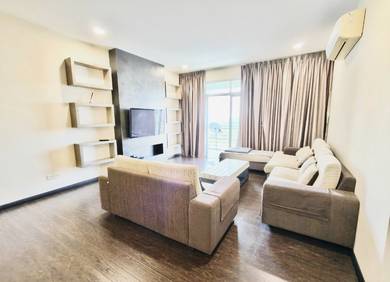 Condominium For Rent in SkyVilla Condominium (MJC)