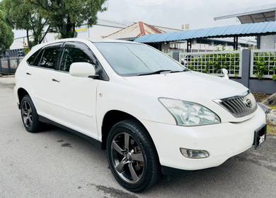 Toyota Harrier 240G in Shah Alam, SGR