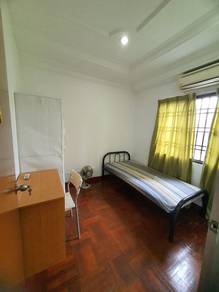 Room in Bandar Sunway, SGR