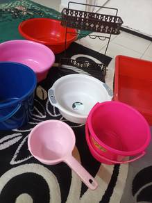kitchen household items 