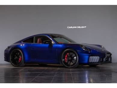 Porsche 911 Carrera CARRERA GTS in Old Klang Road, KUL