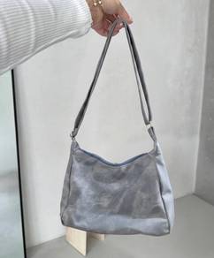Preloved Sling Bag 