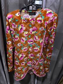 Baju kurung modern