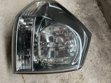 Toyota Harrier 2003 - 2008 -Rear Outer Lamp